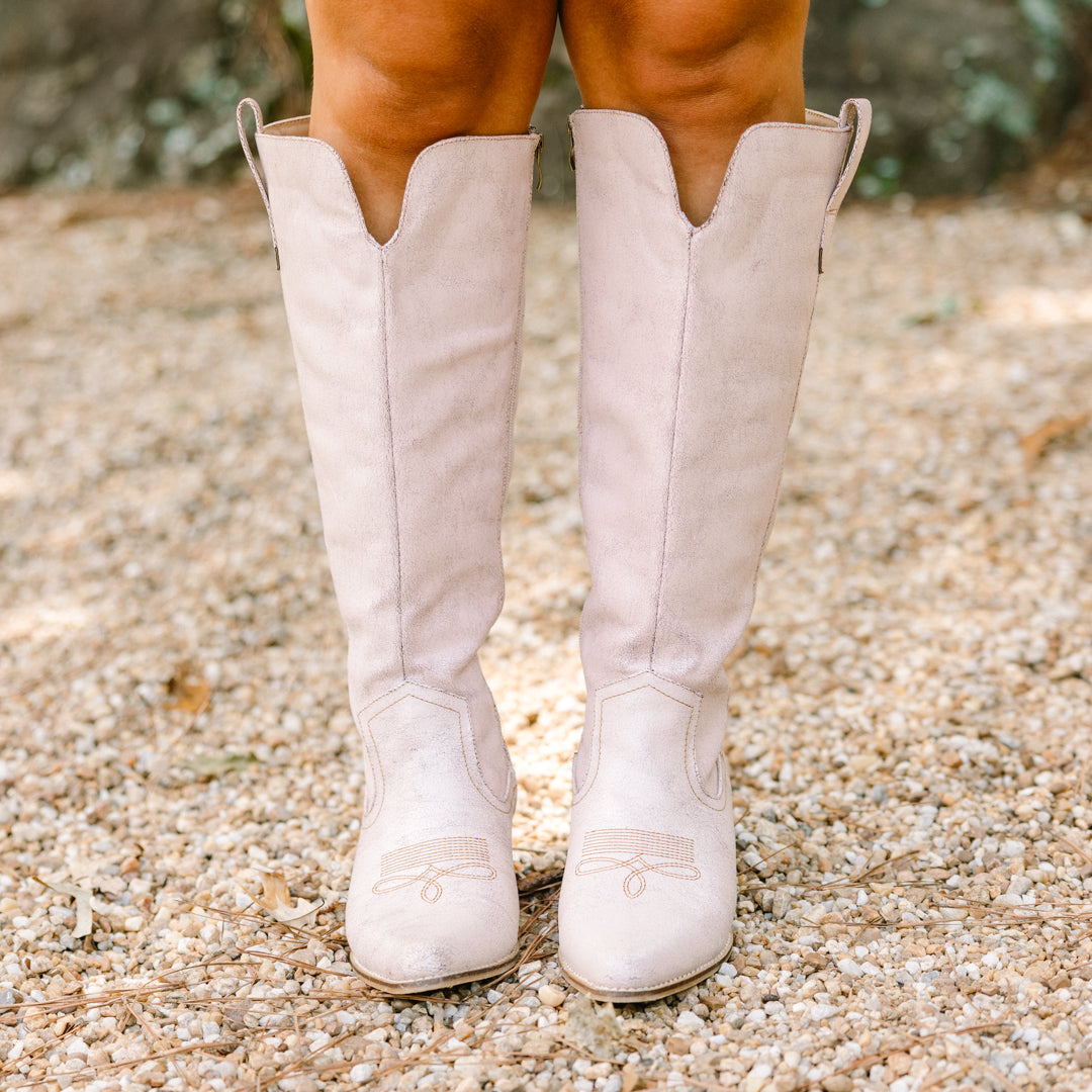 Corky's: Dusty Rose Trail Boots, Putty Crackle - Image 6